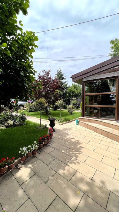Vila P+1+M Stefanesti, 230 mp utili, teren 550 mp, proprietar