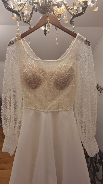 Vand rochie de mireasa