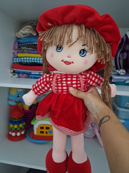 Продам новую куклу