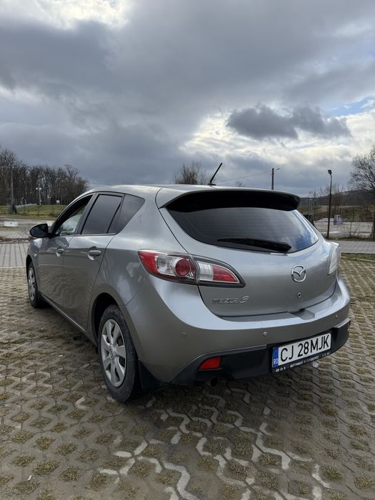 Mazda 3 /1.6 benzina an 2010  178800 km fiscal pe loc