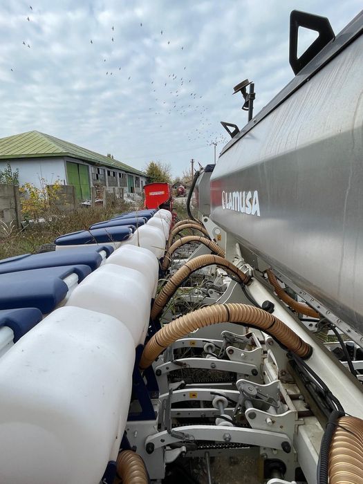 Semanatoare kverneland, sola