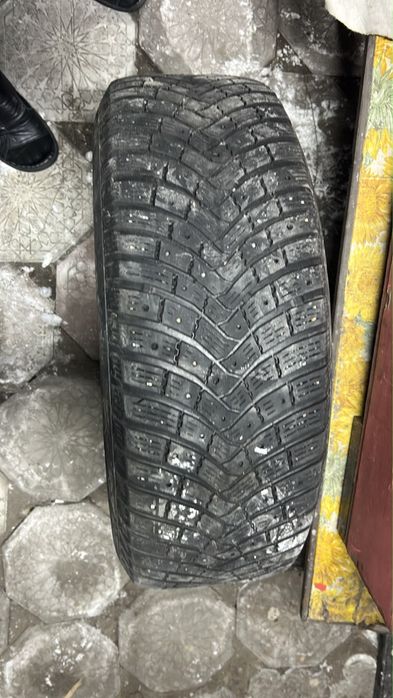 Шины с дисками в отличном состоянии