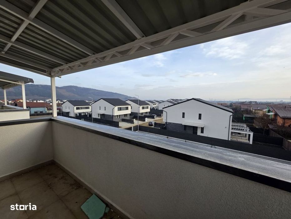 Apartament cu doua camere, zona Dealul Lempes, Sanpetru