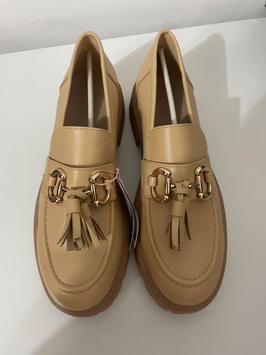 Loafers bej cu talpă groasă – Mărimea 41 – NOI