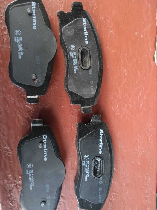 Vând plăcuțe de frână pentru Opel Astra H 1.7 cdti Z17DTL 80 cai