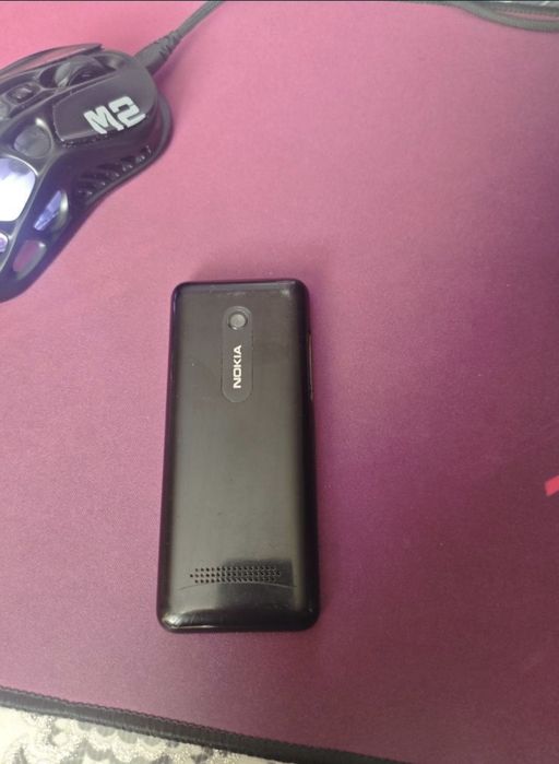 Nokia telefon sotiladi