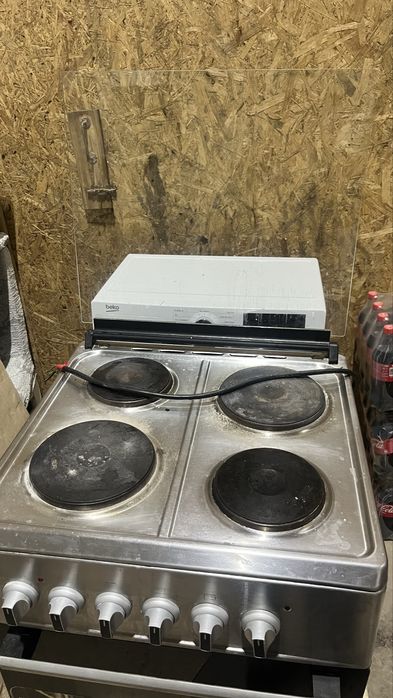 Электрически плита вытяжка