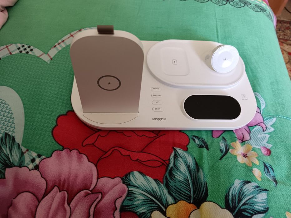 Продам зарядное устройство