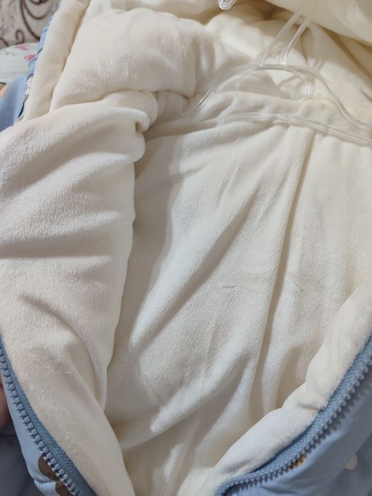 Продам детский комбинезон