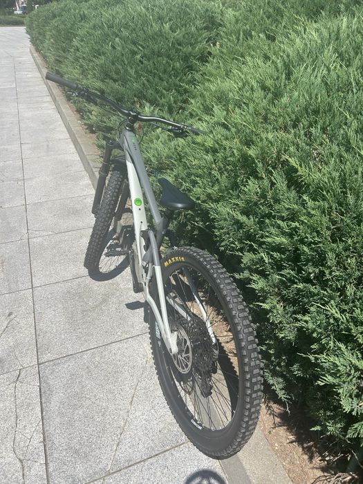 Bicicleta MTB Mondraker raze 2024 cu garantie