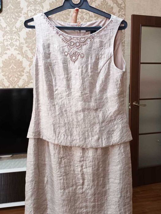 Платье на выход. Размер 46-48.