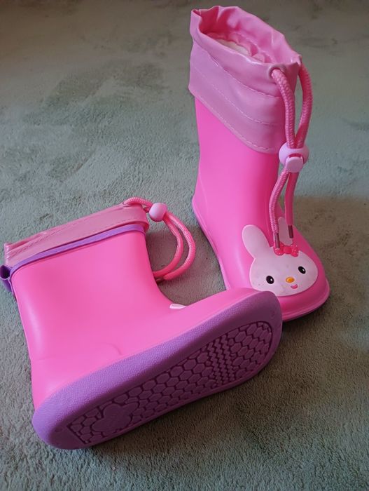 Прекрасни гумени ботуши с изваждаш се чорап