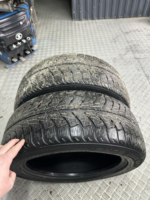Продам шины 215/55/17