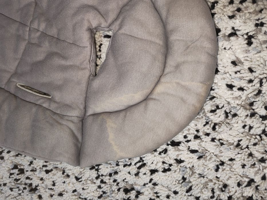 Nuna Leaf cu bară de jucării originală