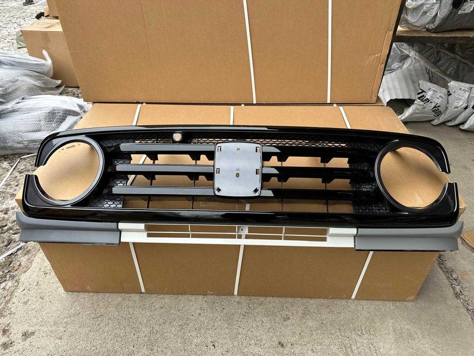 Решетка радиатора на Танк 300 / Tank 300