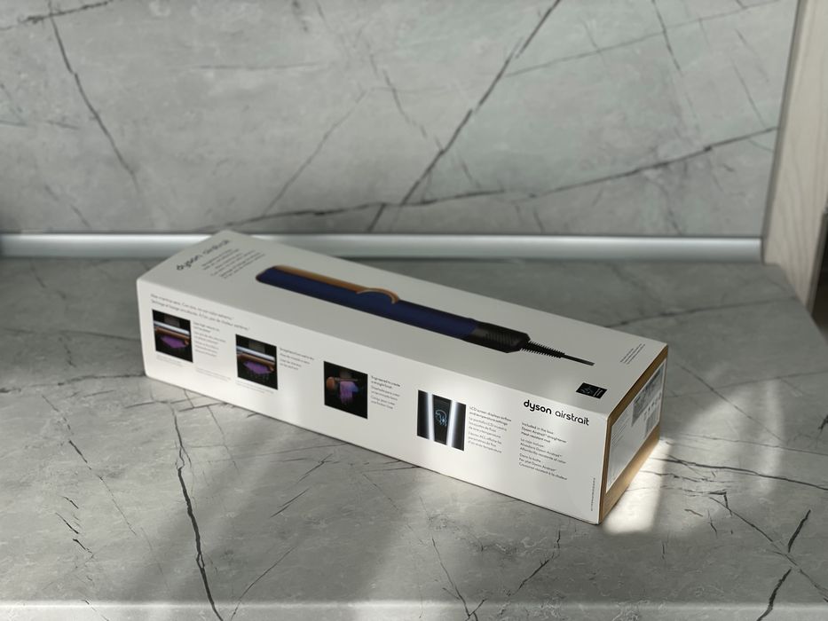 Dyson Airstrait HT01