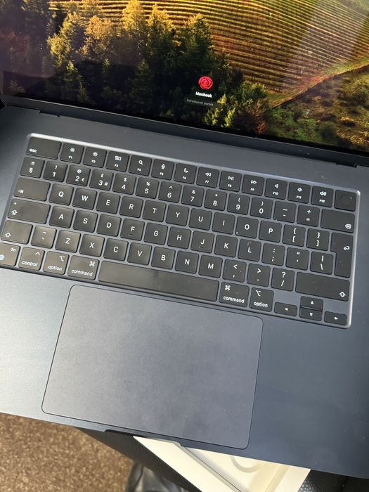 MacBook Air 15 - inch 2023 / Apple M2 / 256 Gb / 8 Gb / Space gray |