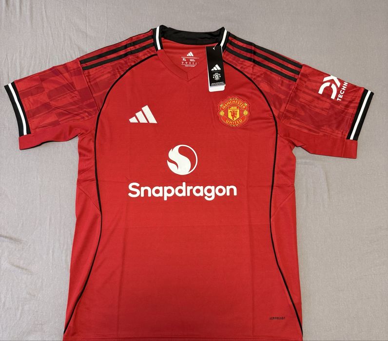 Футболен екип на Manchester United. 2025/2026