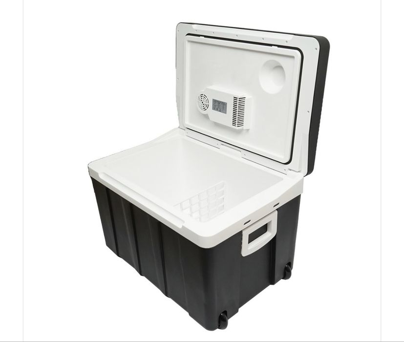 Lada frigorifica Auto (Răcește și îngheață ) Germany 65 L, 12V/24 48W cu adaptor 220V, racire pana la min -1 C incalzire 50-65 C Produs NOU