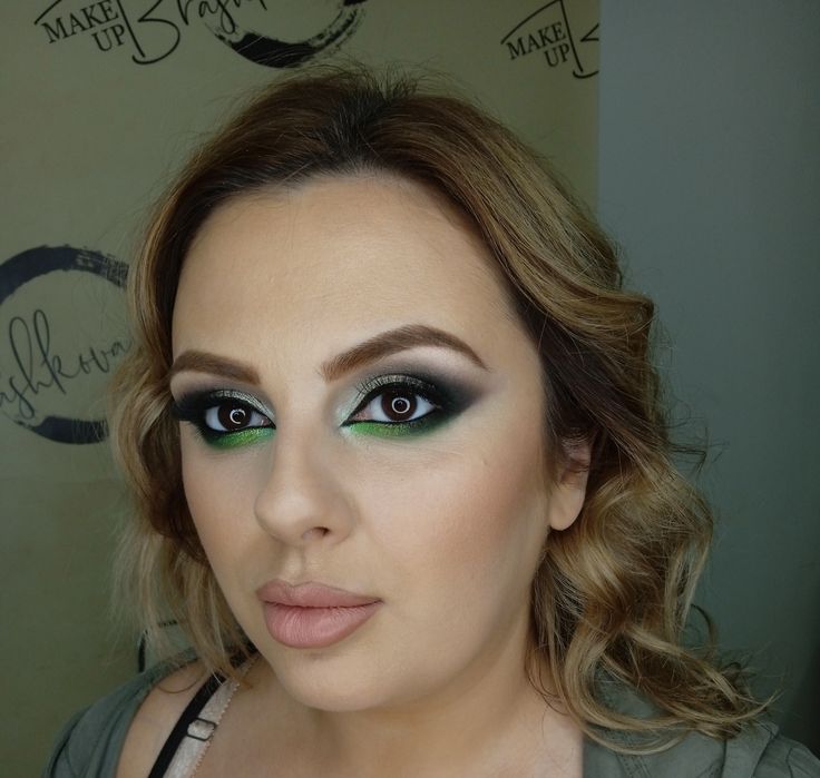 Професионален грим