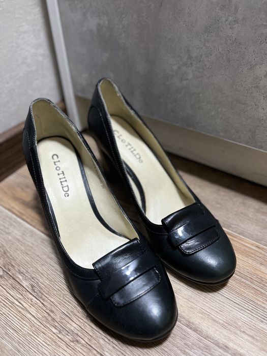 Туфли женские кожанные