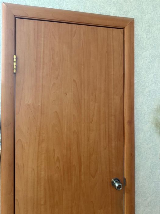 Продам межкомнатные двери