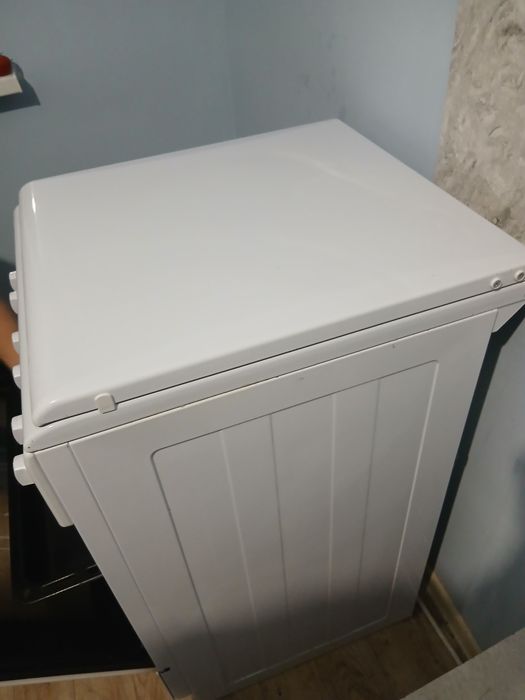 Продам электро плиту