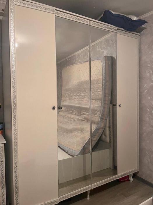 Спальный гарнитур полный