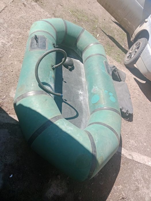 Лодка резиновая полторашка