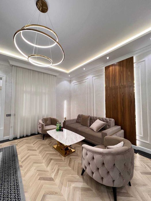 ЖК НРГ Ойбек! Сдается новая 3-х комнатная квартира стиле Неоклассика!