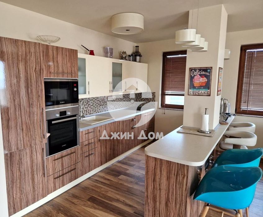 Продава се Четиристаен апартамент в Свети Влас - 160 кв.м за 1863 €/кв.м - Снимка #3