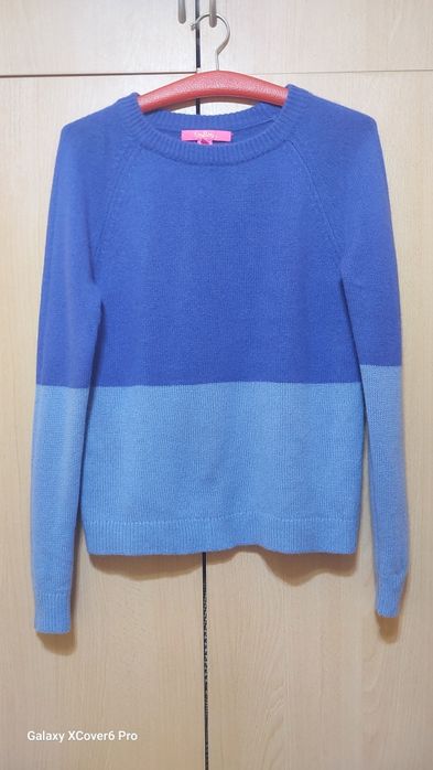 Пуловер Lilly Pulitzer. 100% кашмир S/М
100% е вълн