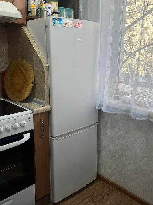 Продаём холодильник