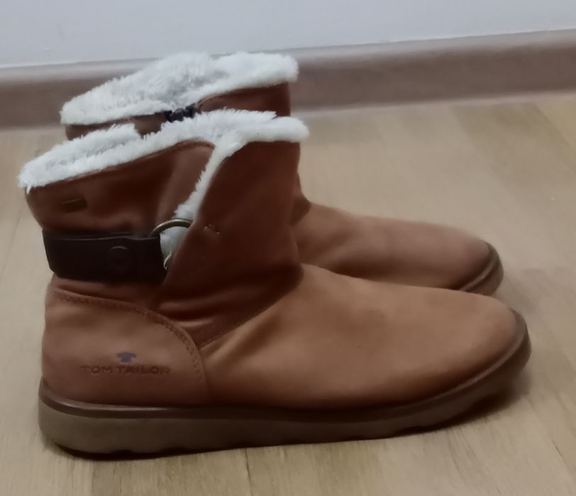 Замшевые полусапожки 36 размера