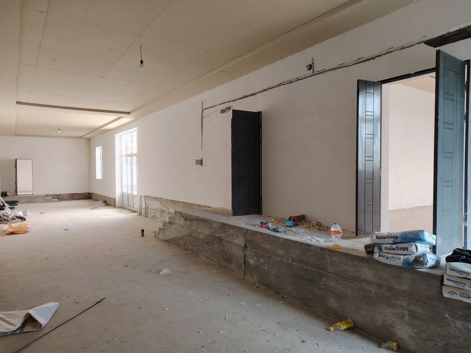 7 sotixli Xovli sotiladi