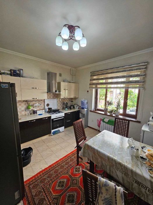 Продается 3 х комнатная квартира, Алмазарский район, по улице Нурофшон