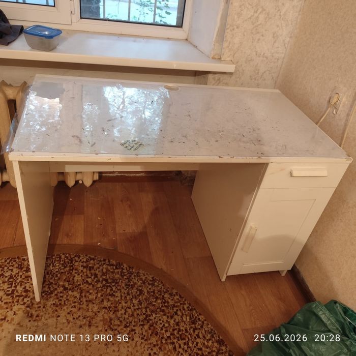 Компьютерный стол, письменный стол