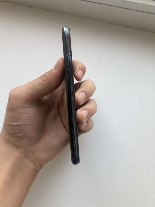 Айфон 11 про.