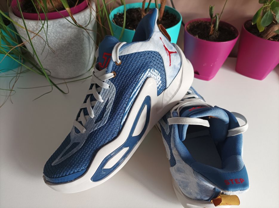 Jordan Tatum 1  размер 38