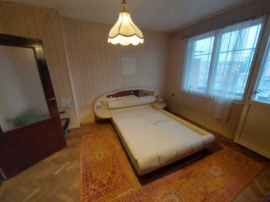 Продава се Четиристаен апартамент в Търговище, Център - 122 кв.м за 1037 €/кв.м - Снимка #5