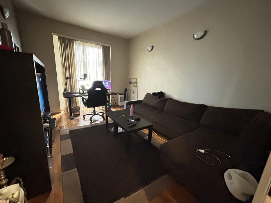 Дава се под наем Двустаен апартамент в София, Гео Милев - 66 кв.м за 698.19 € - Снимка #2