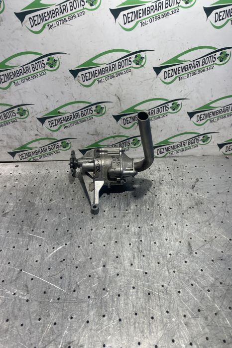 Pompa ulei 611 181 02 01 Mercedes-Benz Sprinter a 2-a generatie 906