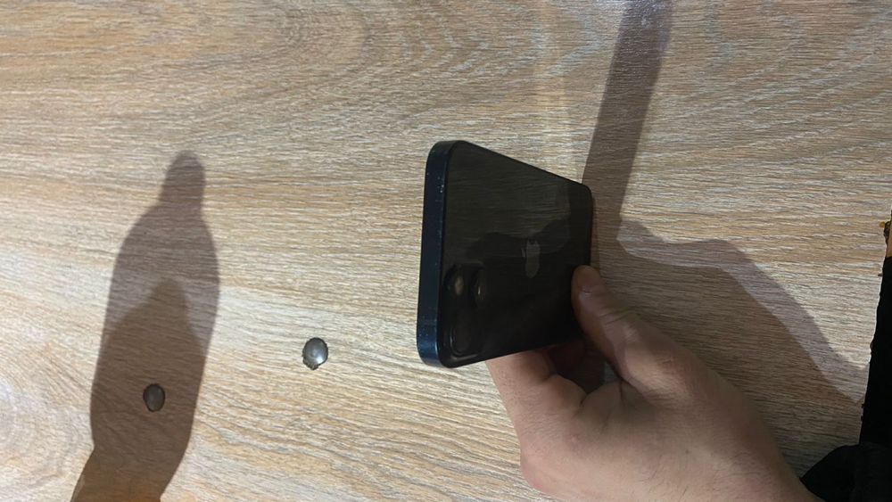 Айфон 13    Черный 128GB