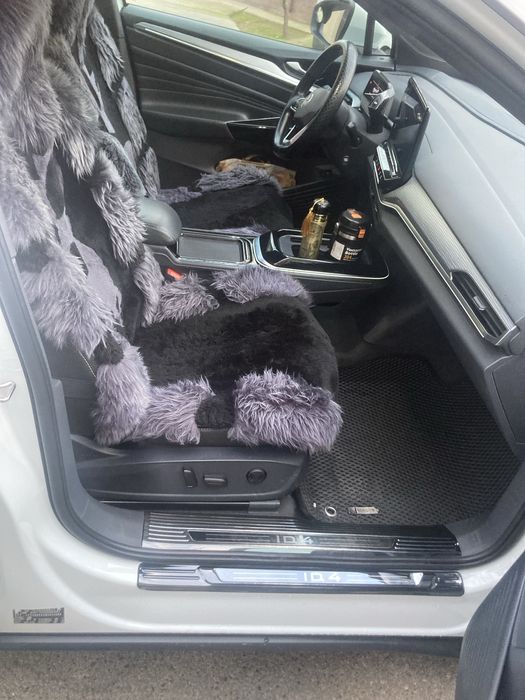 Volkswagen Id4 crozz sotiladi