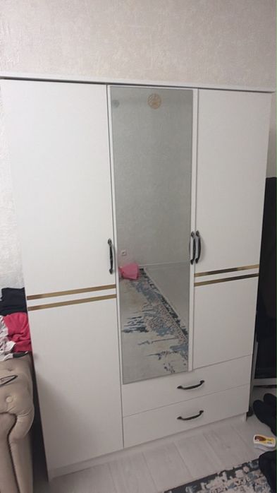 Шкаф продается срочно