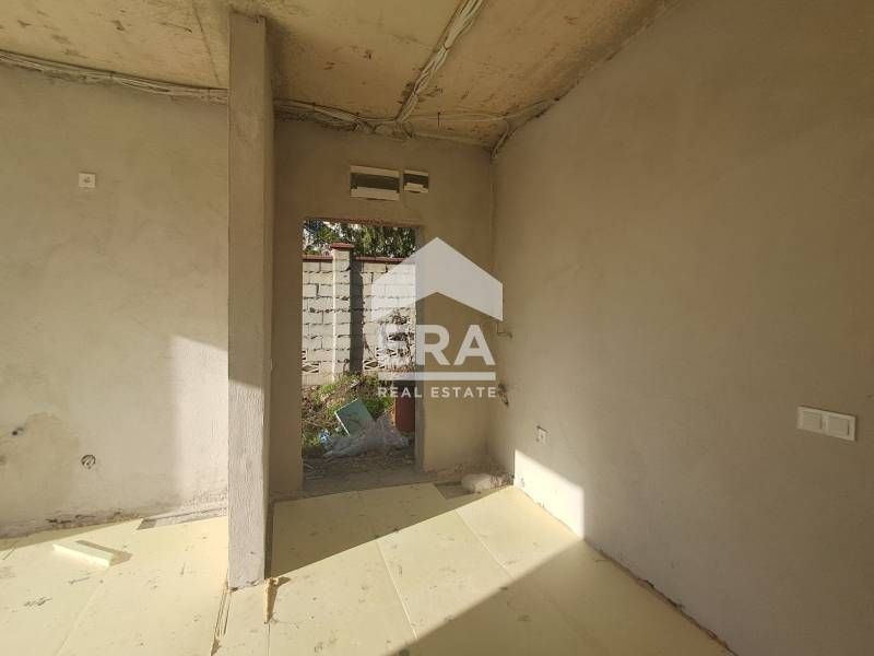 Продава се Къща в с. Калиманци, Област Варна - 100 кв.м за 918 €/кв.м - Снимка #9