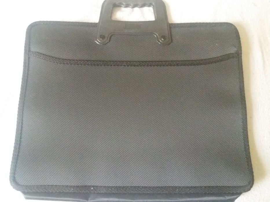 Чанта за документи