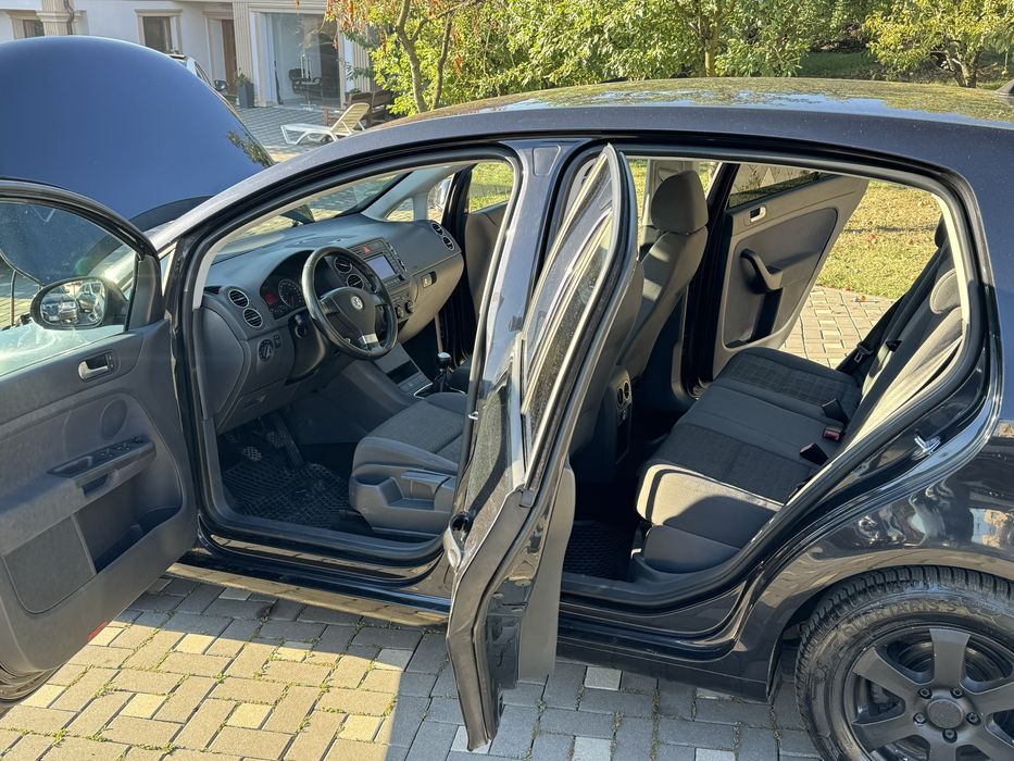Vw Golf 5 plus 1.9 Tdi 105 cp BLS Euro 4 Manual 5 trepte   Adus din Germania