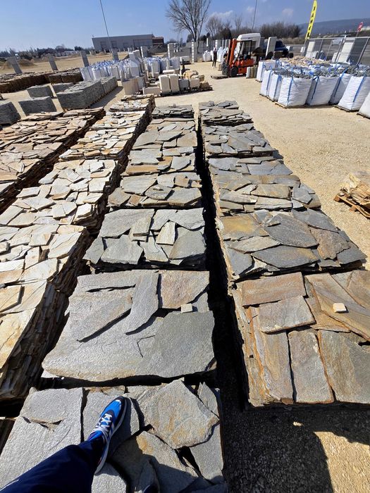 Гнайс облицовъчен камък подова настилка декоративен озеленяване тикли