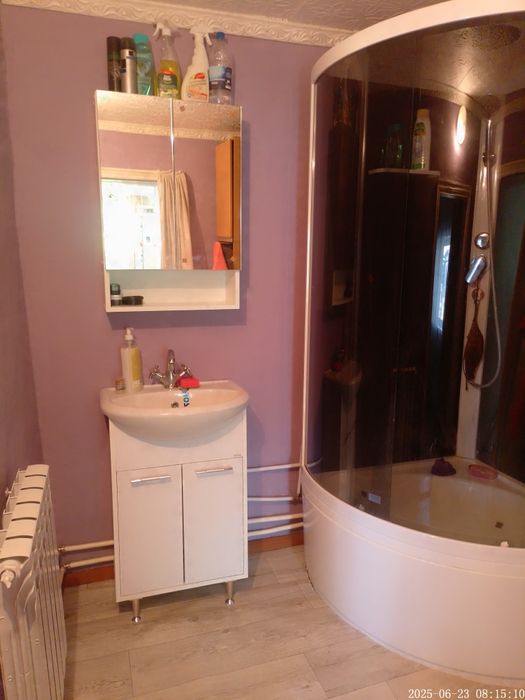 Дом 5 ком. 82 м2.